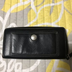 Coach continental zipper wallet